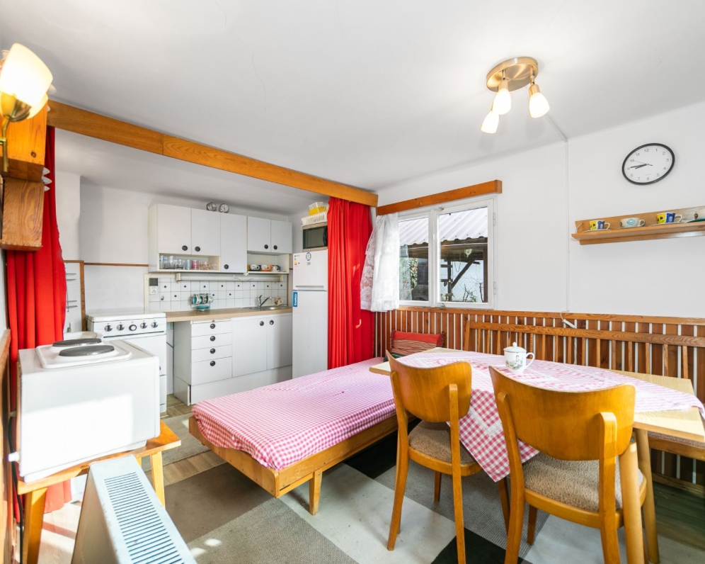 Prodej chaty, 41 m², Starý Plzenec
